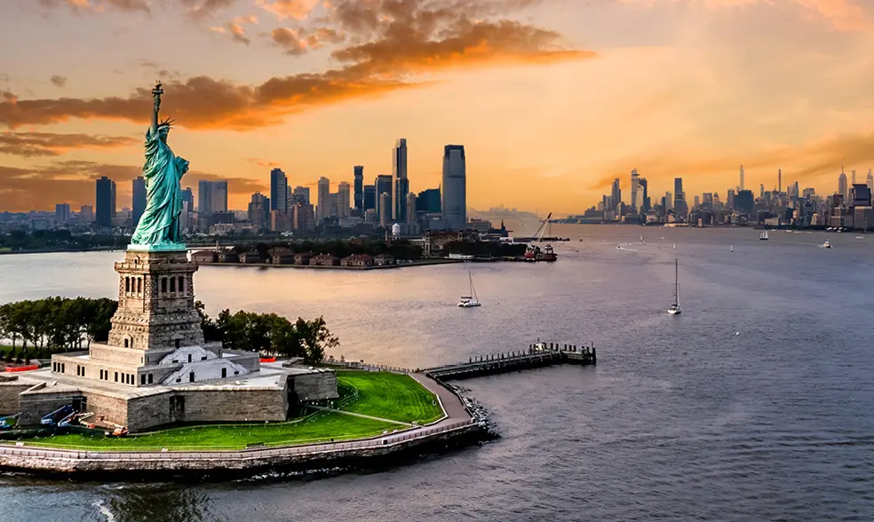 young-summer-programme-New York-Niagara-Falls